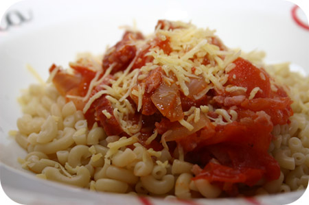 Macaroni met Chorizo en Tomaat