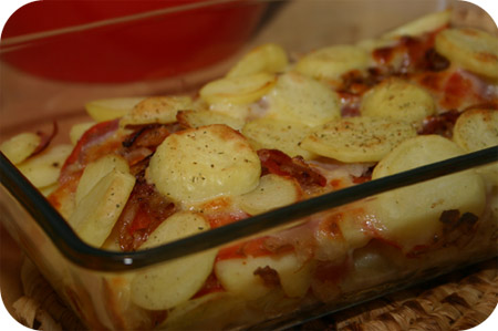 Aardappelschotel met Mozzarella en Tomaat