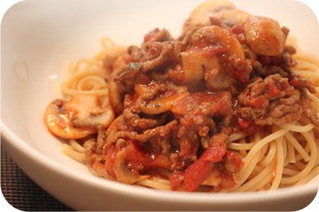 Spaghetti met Champignons en Gehakt in Tomatensaus