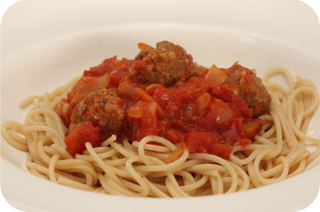 Spaghetti met Balletjes in Tomatensaus