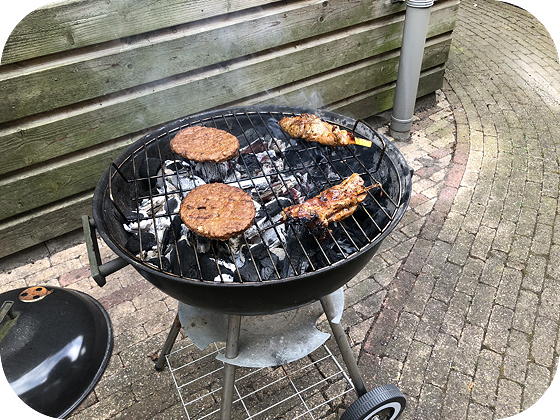 Barbecue hamburgers houthakkerssteak