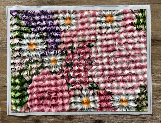 Diamond Painting Action roze en paarse bloemen vierkantjes